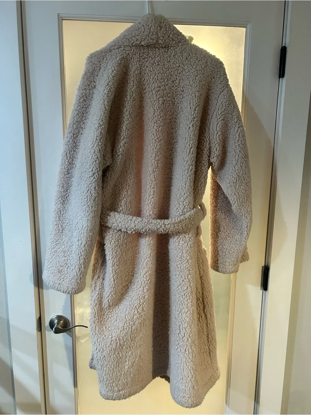 Pottery Barn Cream Sherpa Wrap Robe